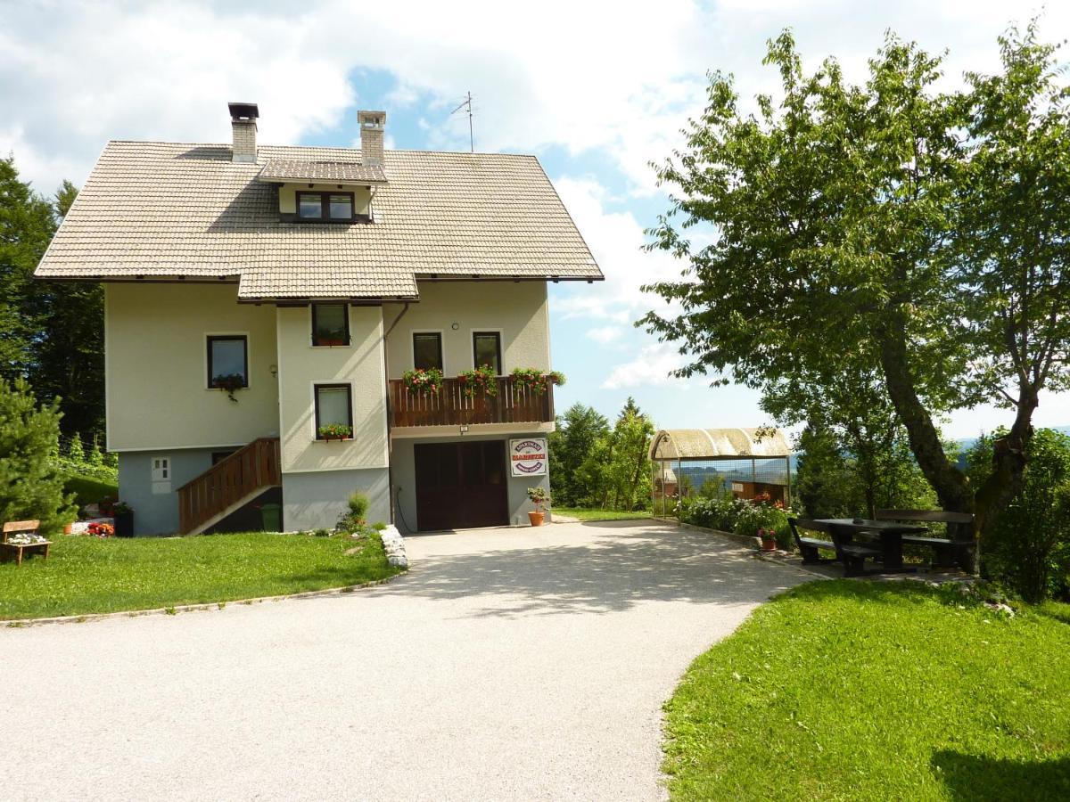 Apartments Pri Marjetki Cerkno Exterior foto
