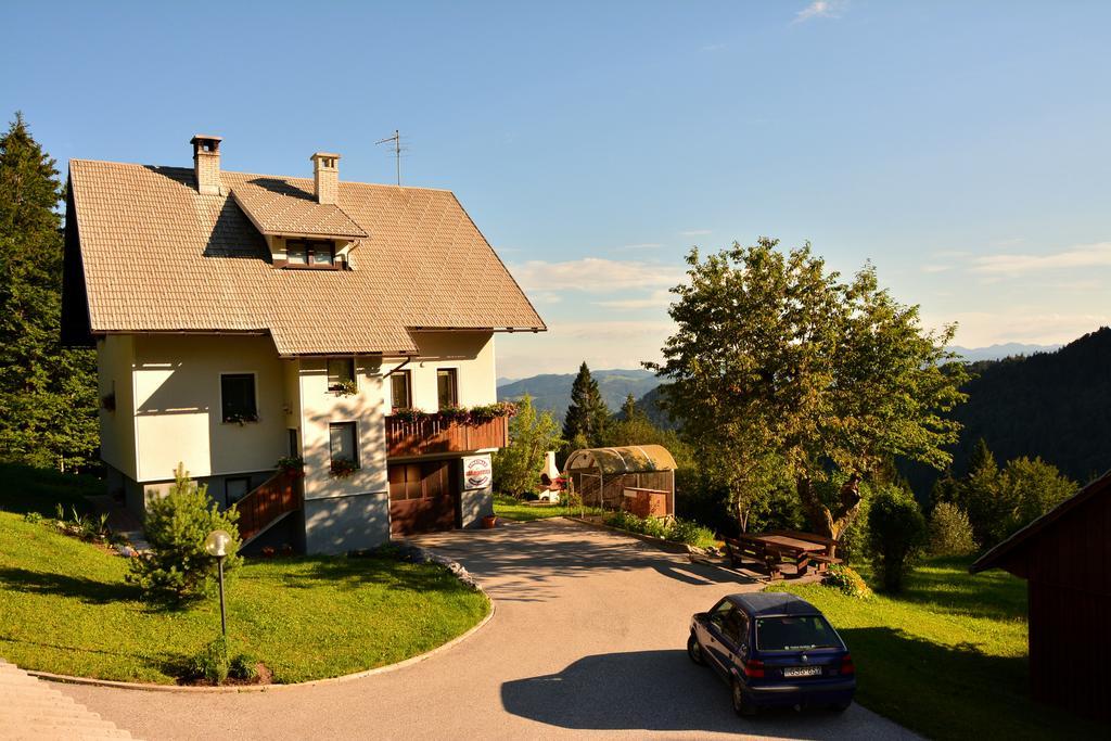Apartments Pri Marjetki Cerkno Exterior foto