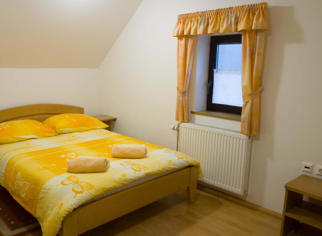 Apartments Pri Marjetki Cerkno Exterior foto