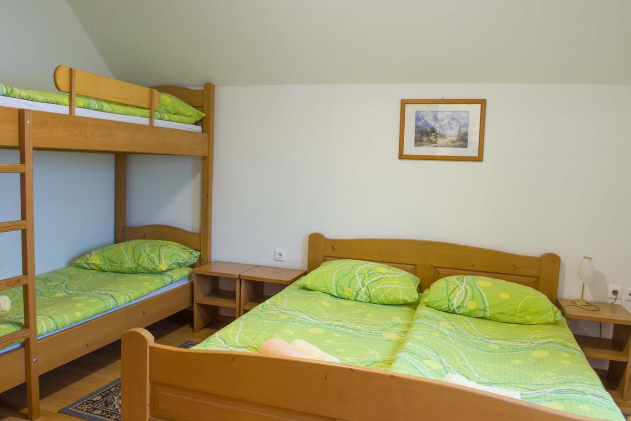 Apartments Pri Marjetki Cerkno Exterior foto