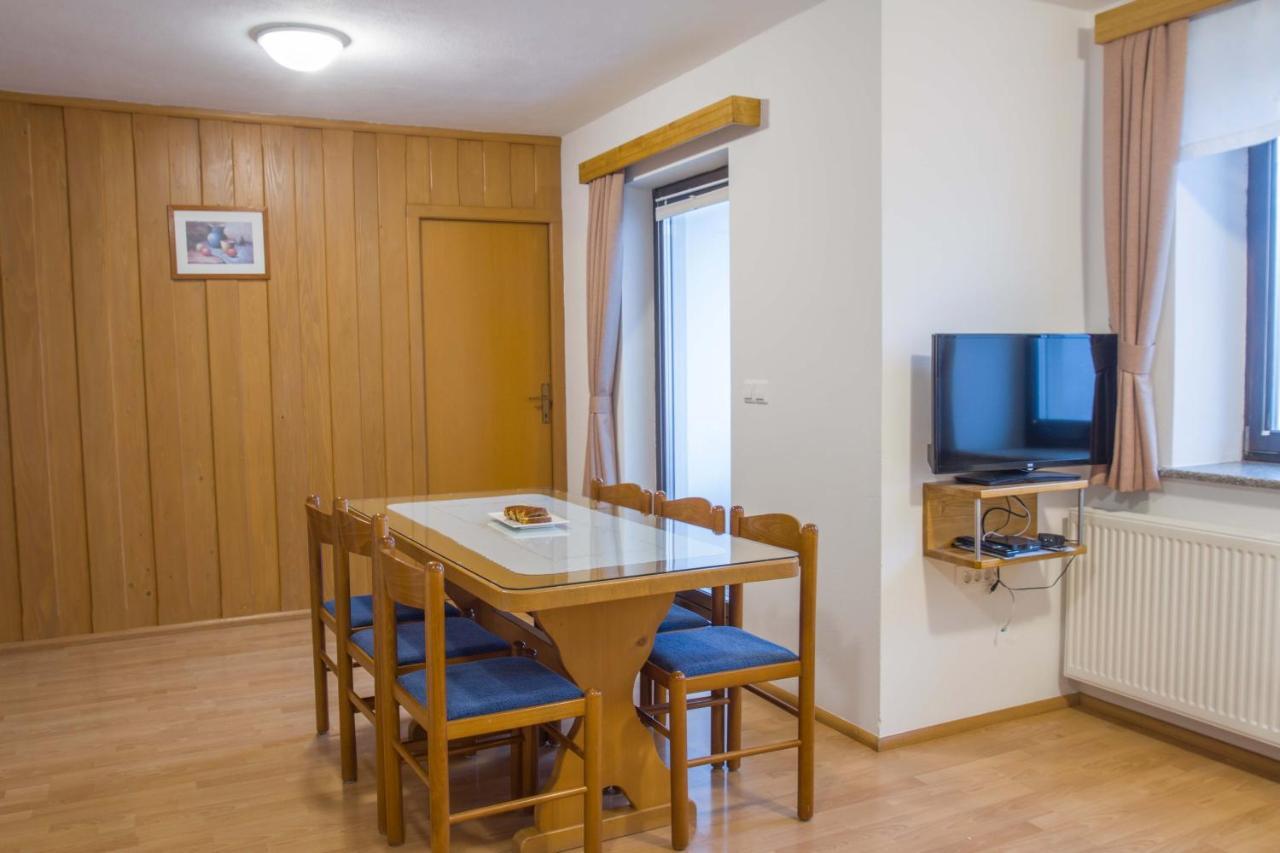 Apartments Pri Marjetki Cerkno Exterior foto